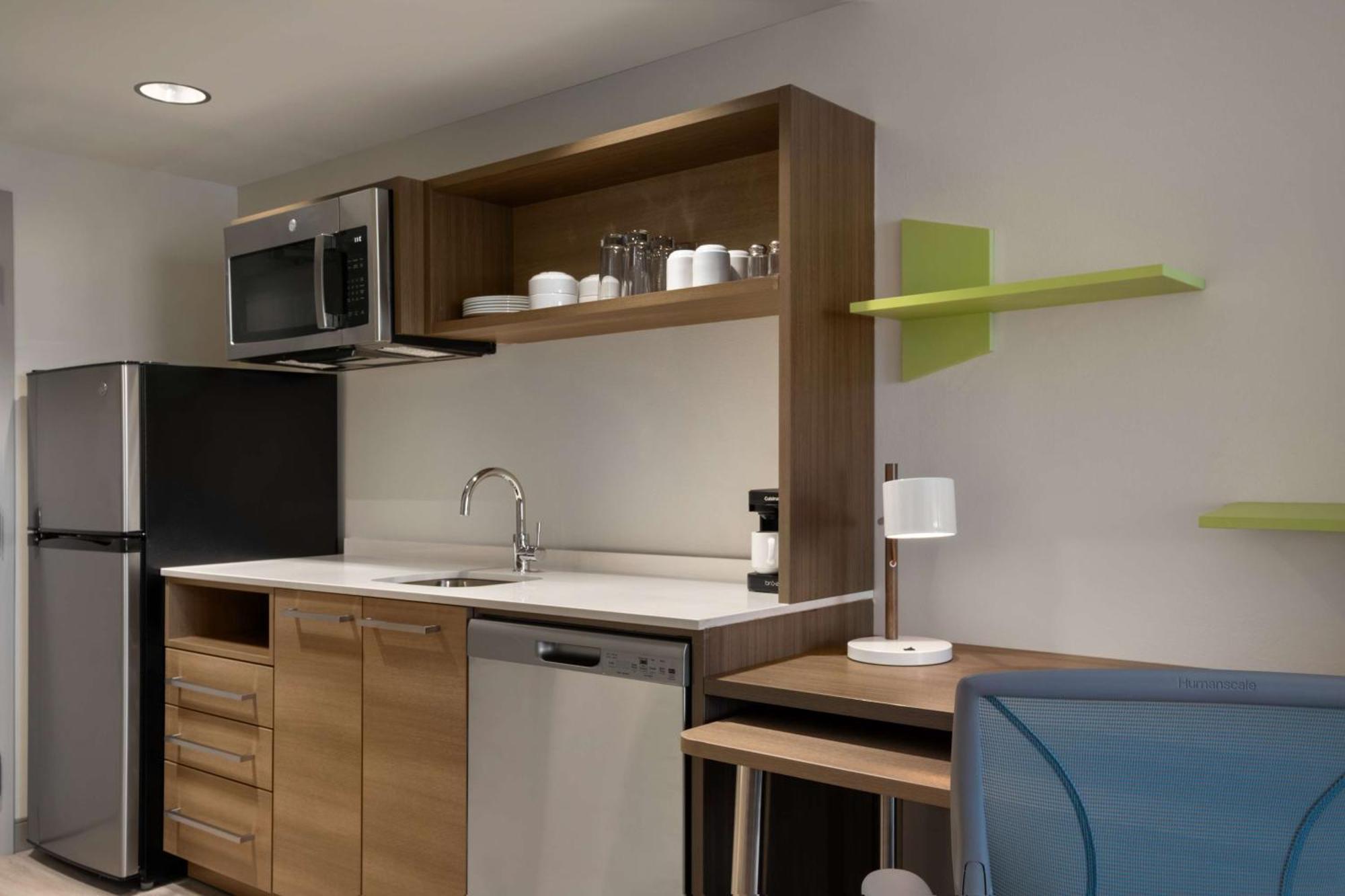 King Studio Suite